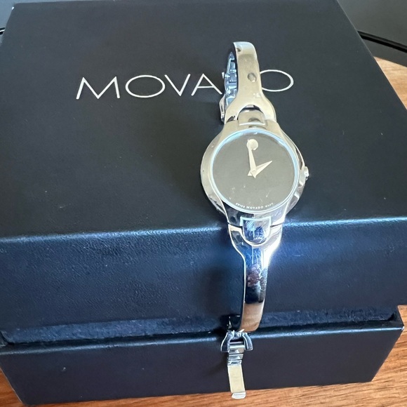 Movado Bangle Watch - Picture 5 of 9